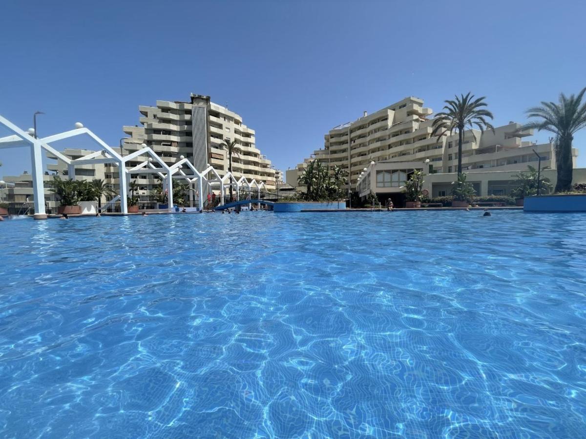 Estreno Benalbeach Vistas Al Mar Estudio Deluxe Benalmádena Exterior foto